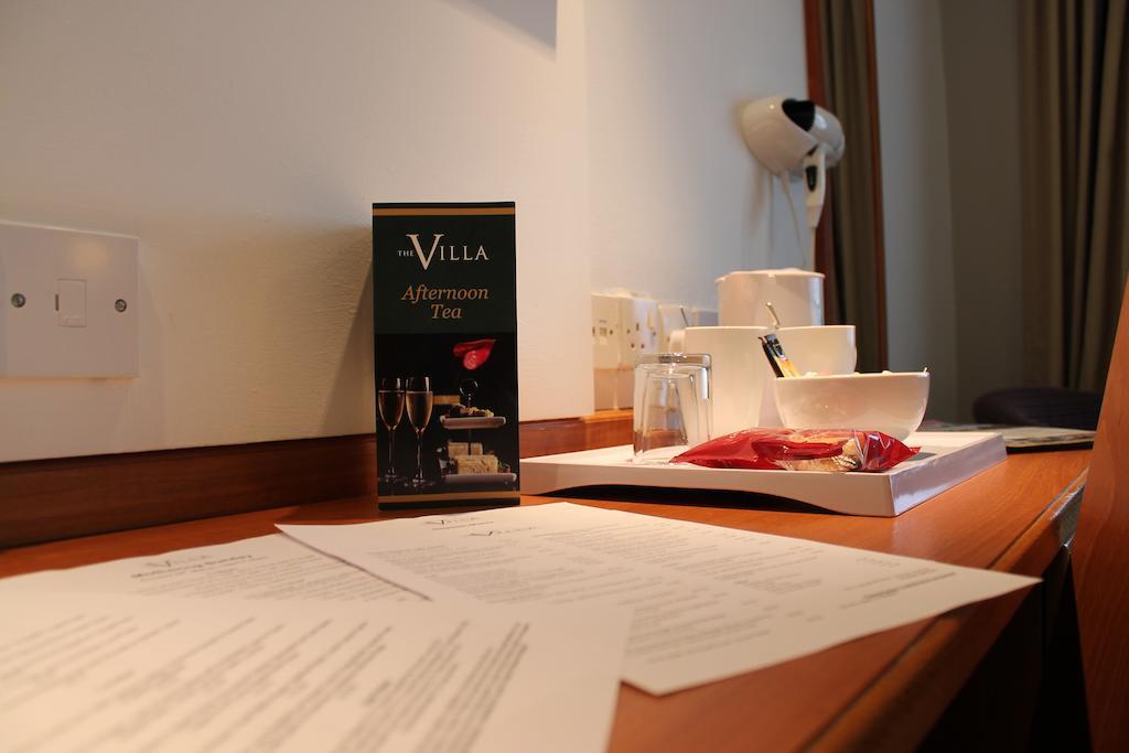 The Villa Express Kirkham  Rum bild
